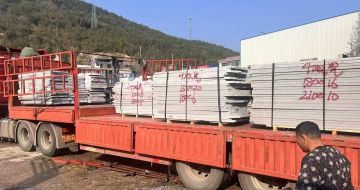 绍兴 芝麻灰花岗岩光面毛板出货日常