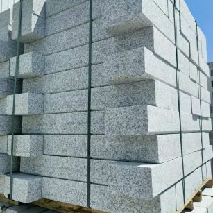 绍兴 路沿石颜色均匀、尺寸标准