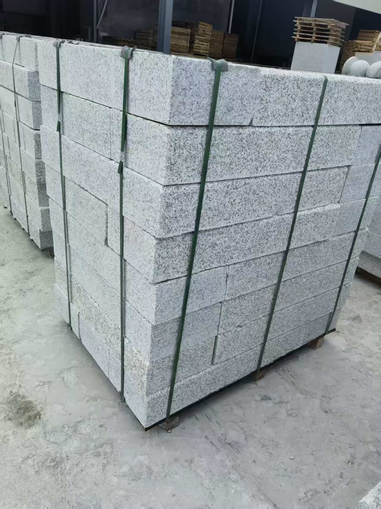 绍兴 芙蓉白火烧两面路沿石