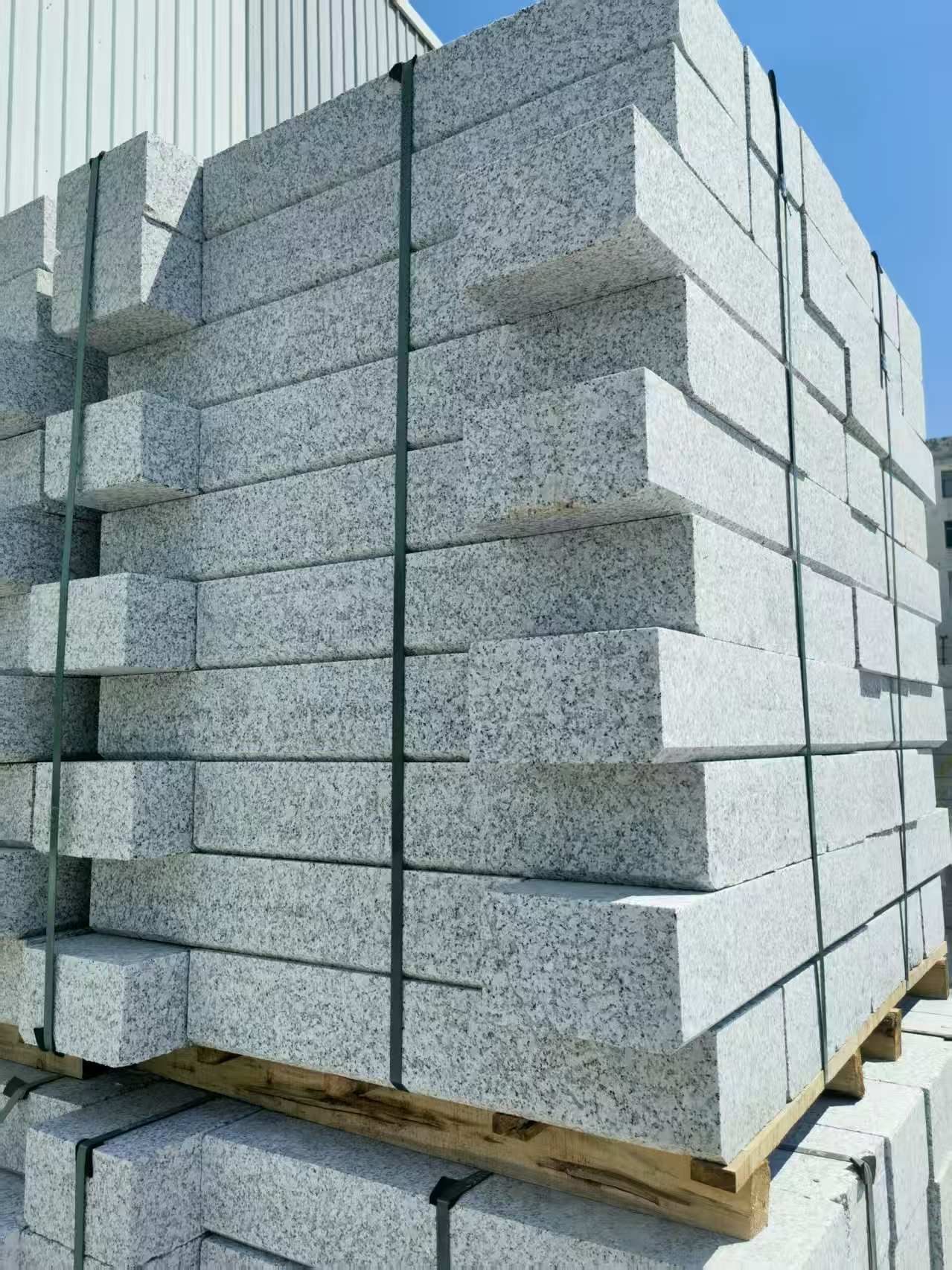 绍兴 路沿石颜色均匀、尺寸标准