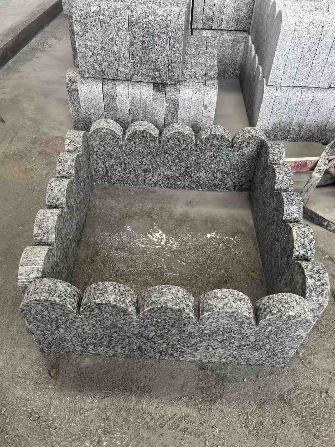 绍兴 花边石、花坛围栏石、花池界石、菜园栅栏石、镶边石、波浪状界石介绍