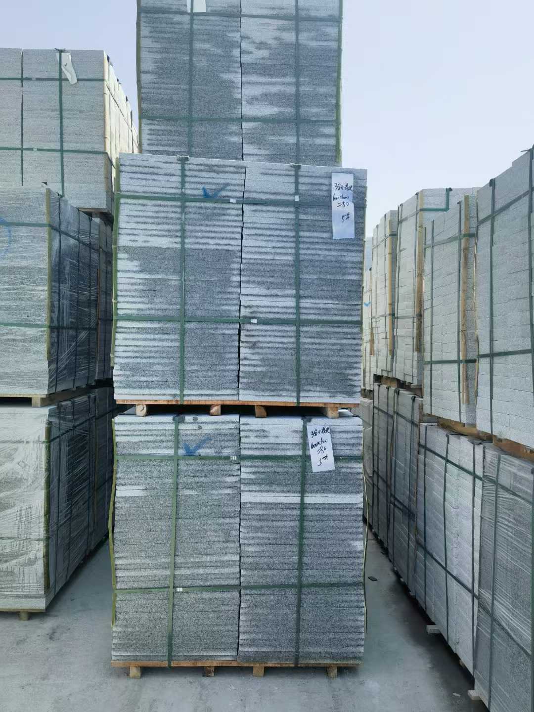 绍兴芝麻白地铺成品