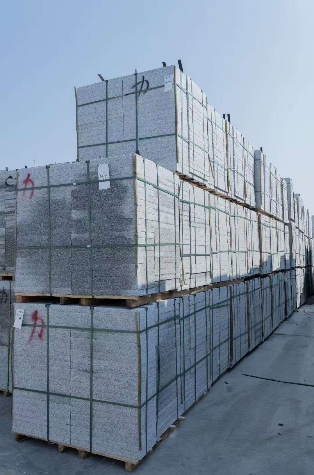 绍兴 芙蓉白、大花白、小白花荔枝面成品地铺石