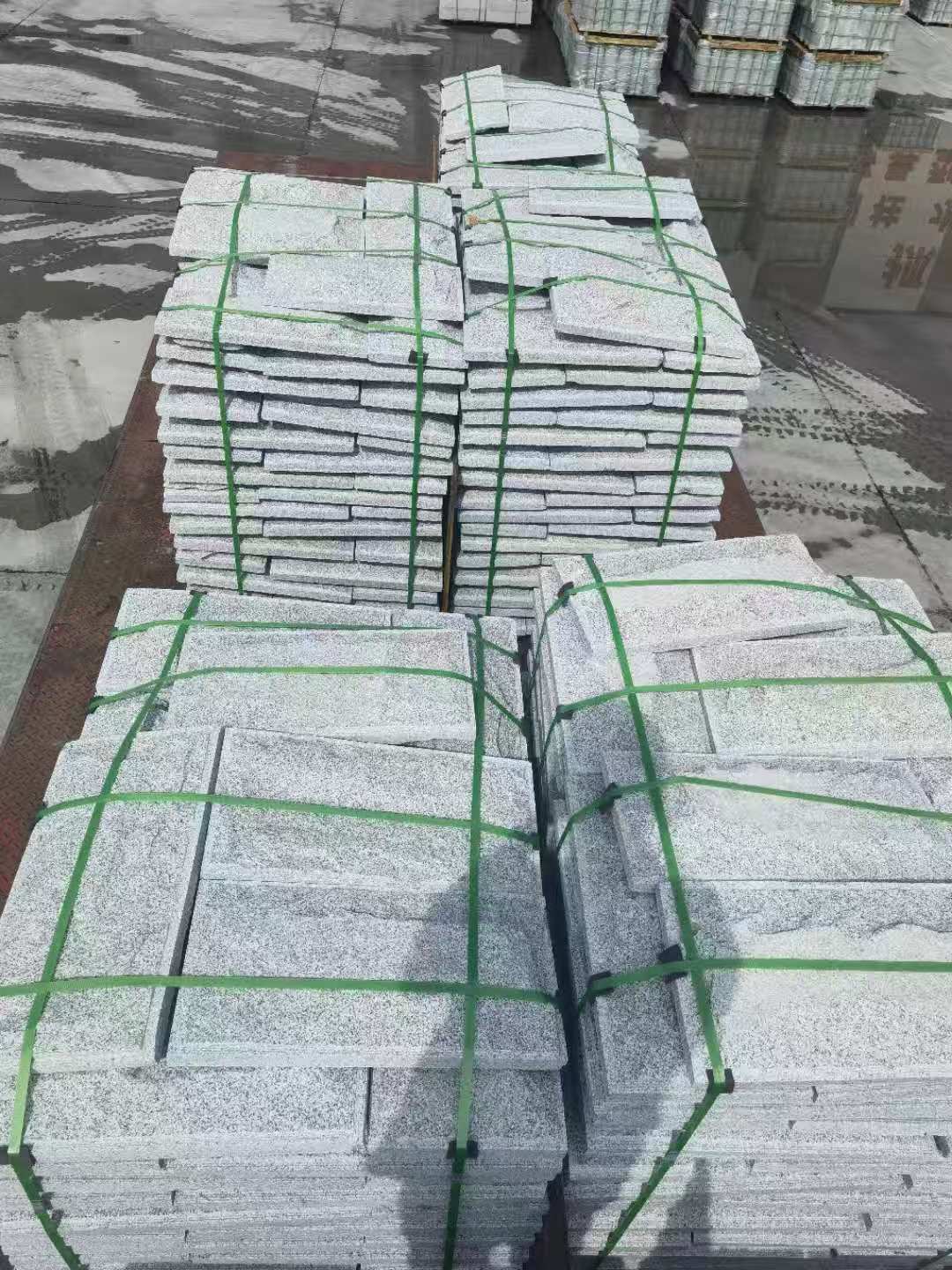 绍兴 芝麻白蘑菇石装车出货