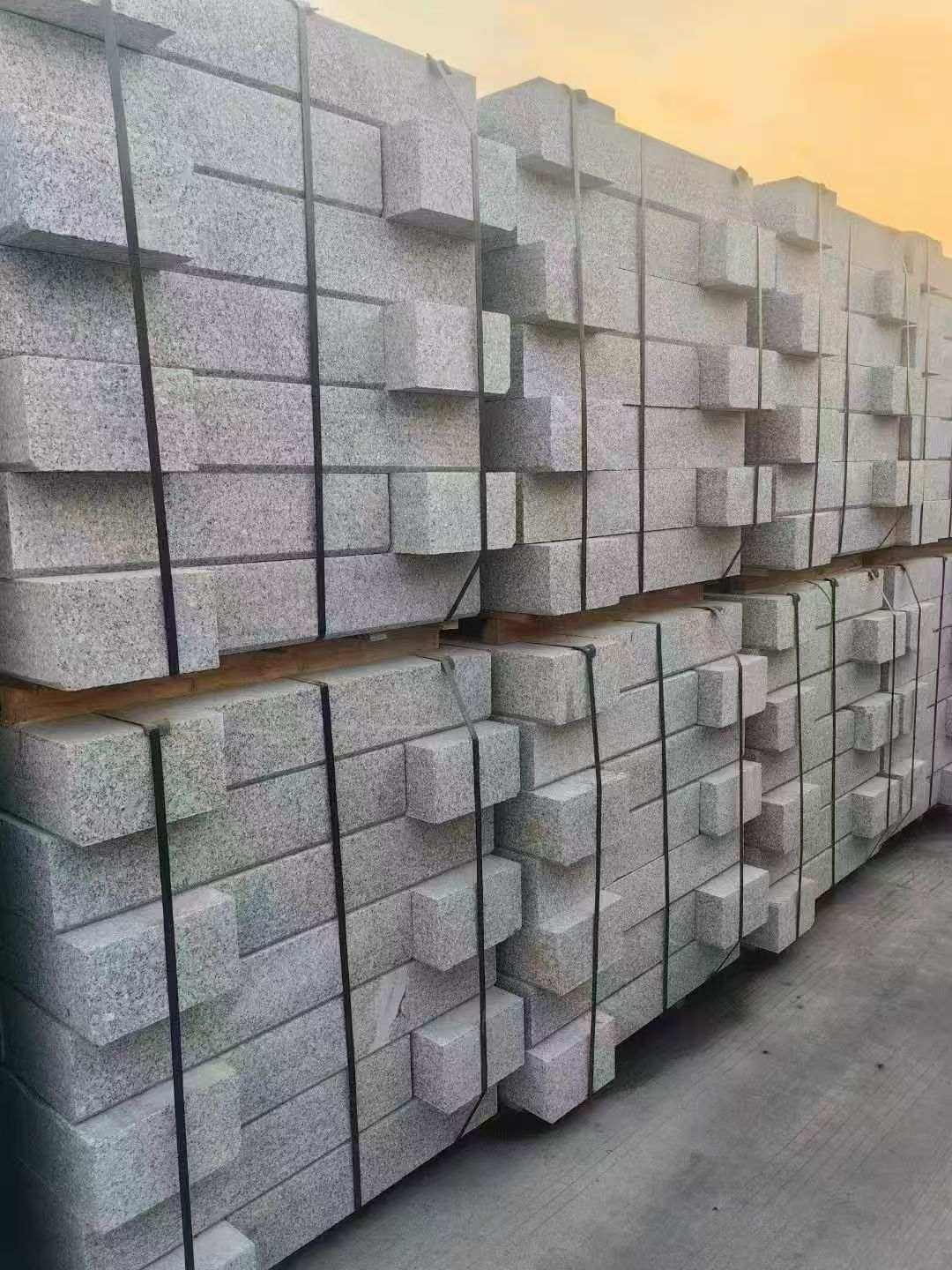 绍兴 芝麻白路沿石