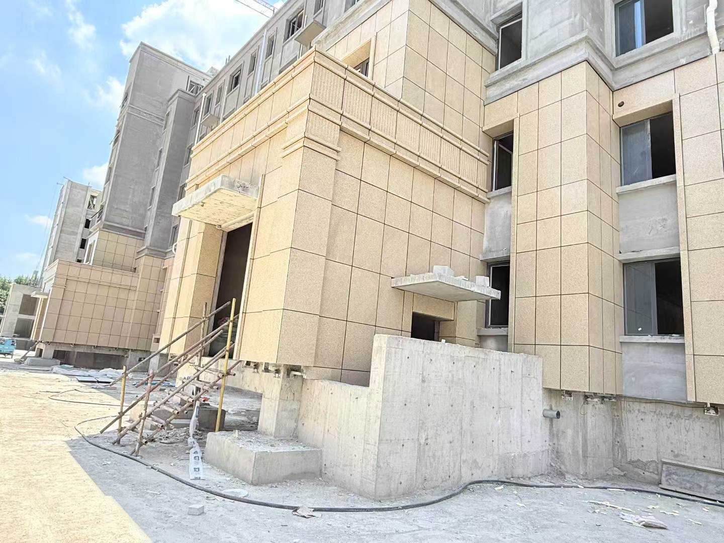 绍兴 黄金麻干挂，工地实拍