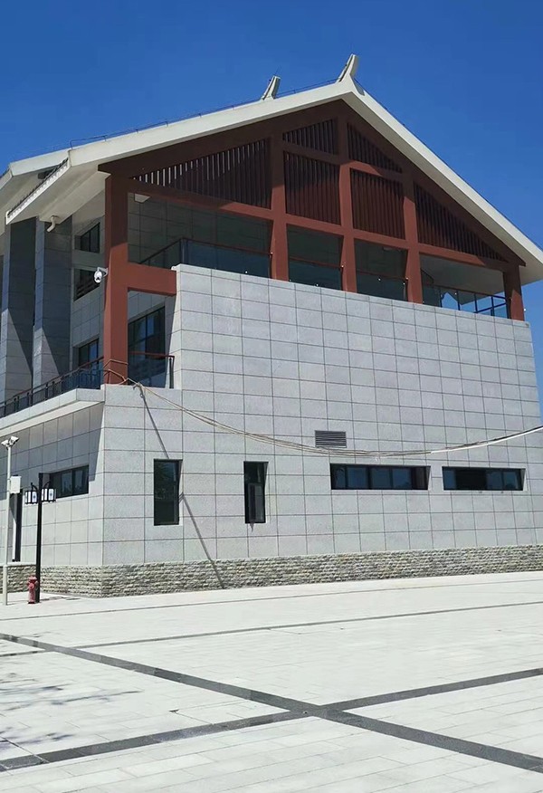 绍兴芝麻灰花岗岩在景区地面及墙壁的应用